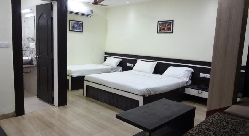 Oyo 2155 Hotel Wardhman Jabalpur Exterior photo